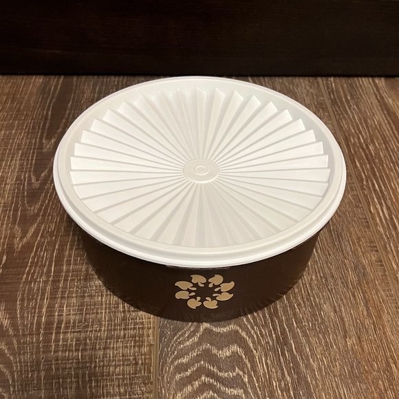 Vintage Tupperware Servalier Canister - Brown with White Lid - Picture 2 of 11